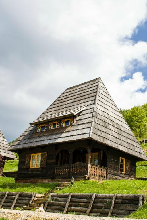 Hotel Raven'S Nest Sălciua de Jos Exteriér fotografie